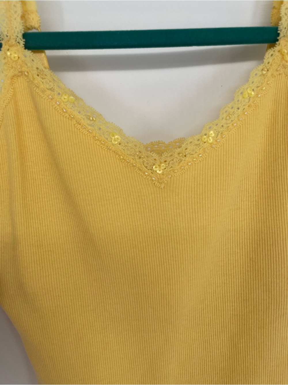 Y2K Aeropostale Yellow Ribbed Stretch Camisole Top With Lace Beading & Sequins - Picture 4 of 7